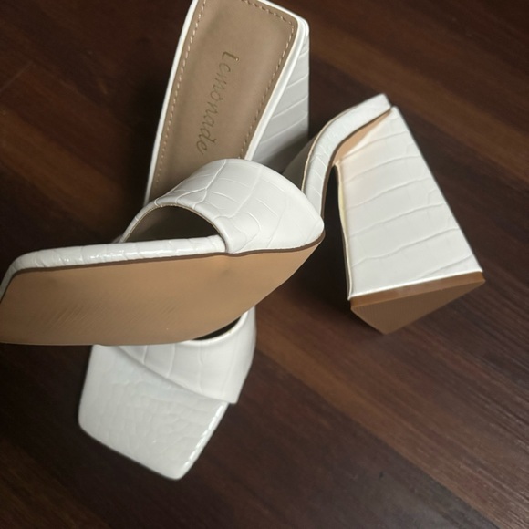 Miss Lola Lemonade Triangle Block Heels - Picture 3 of 9